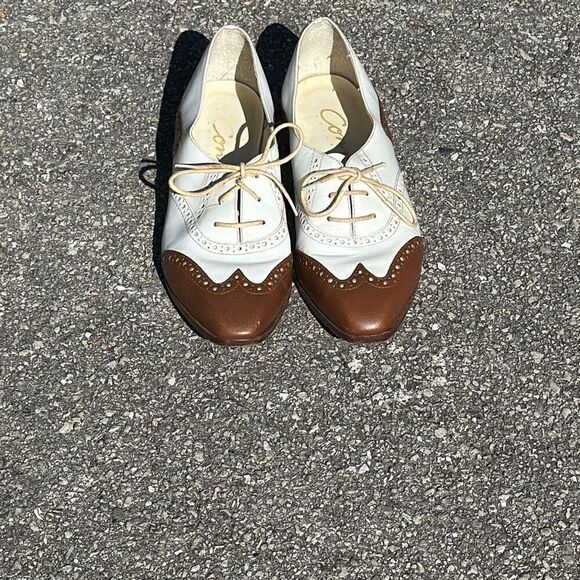 Connie Collection Merge Vintage Wingtip White Brown Leather Size 8 1/2B - Picture 2 of 10